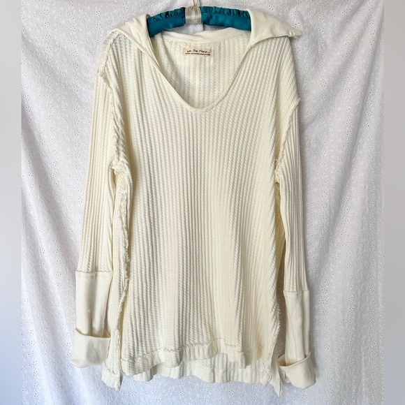 FREE PEOPLE We the Free Raymond Thermal Top Cream Size Medium - Picture 3 of 6